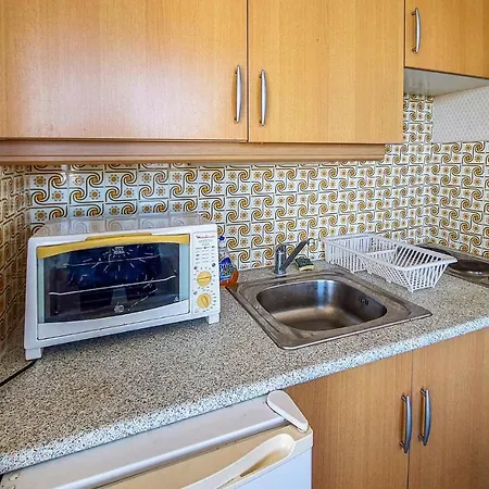 1 Bedroom Gorgeous Apartment In La Baule Daire